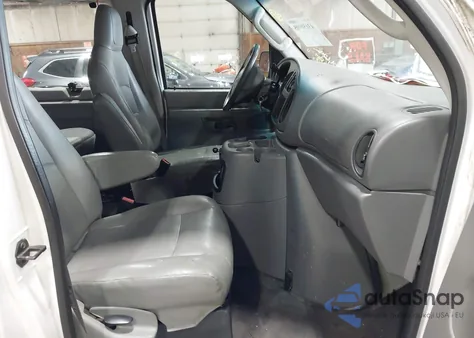 2003 Ford E-350 Super Duty Xl/Xlt из США, поврежденный, VIN 1FBSS31L33HB26182